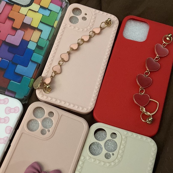 PHONE COVERS 😎 - Picture 9 of 17